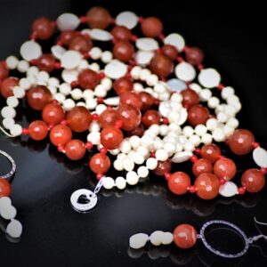 Carnelian pearl set