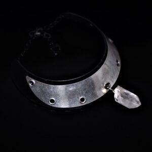 Quartz choker