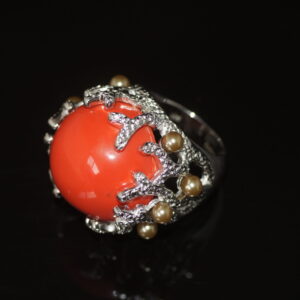 The root ring in coral