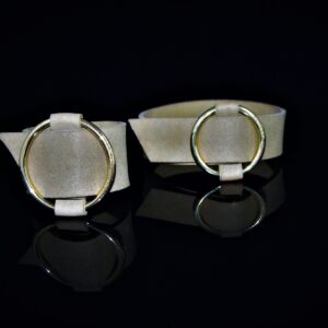 Sara choker set in beige