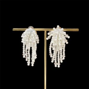 Pearl Earrings (Isabella White)